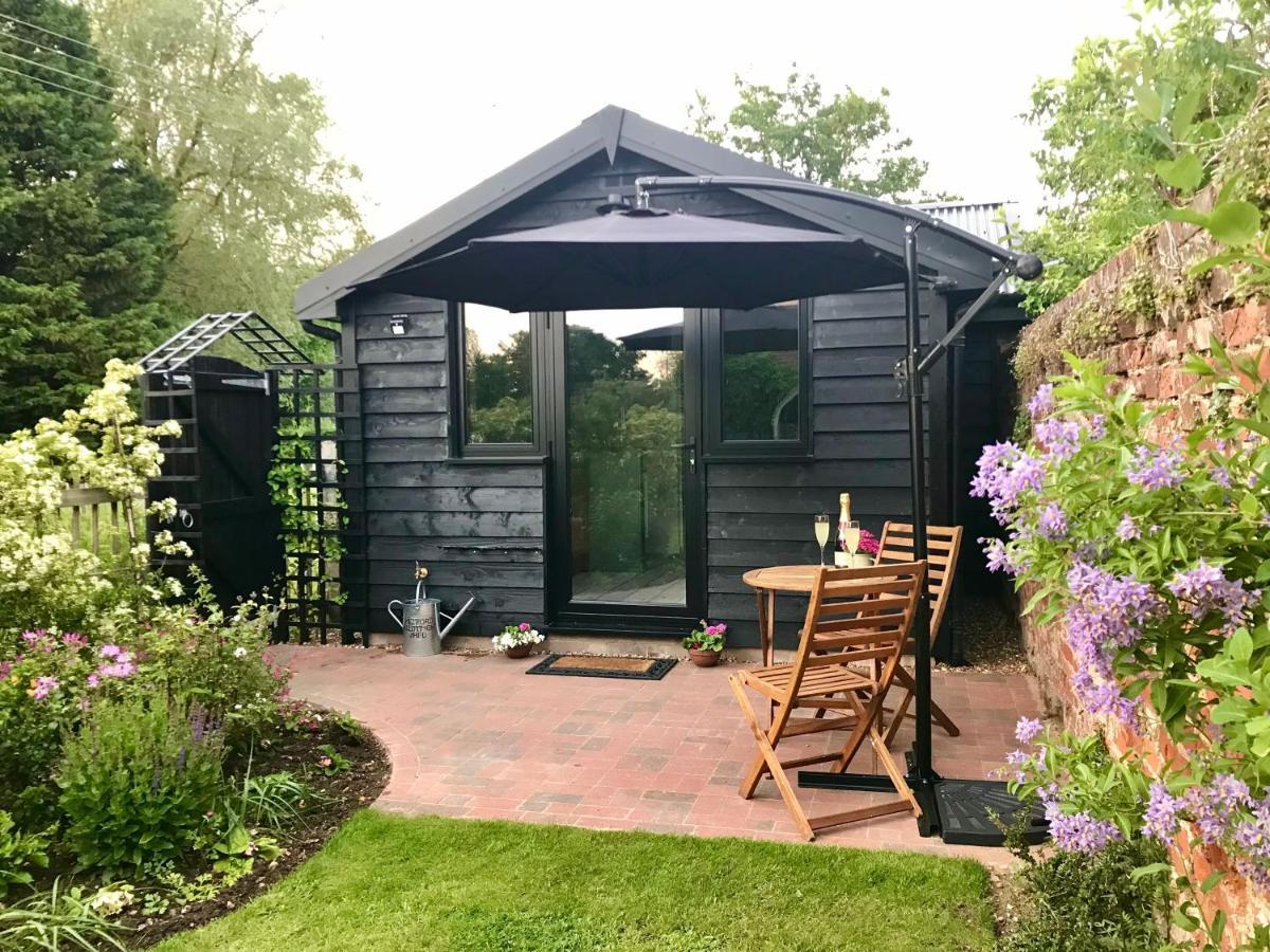Melford Allotment Shed-Vintage Lodge Suffolk Лонґ-Мелфорд Екстер'єр фото